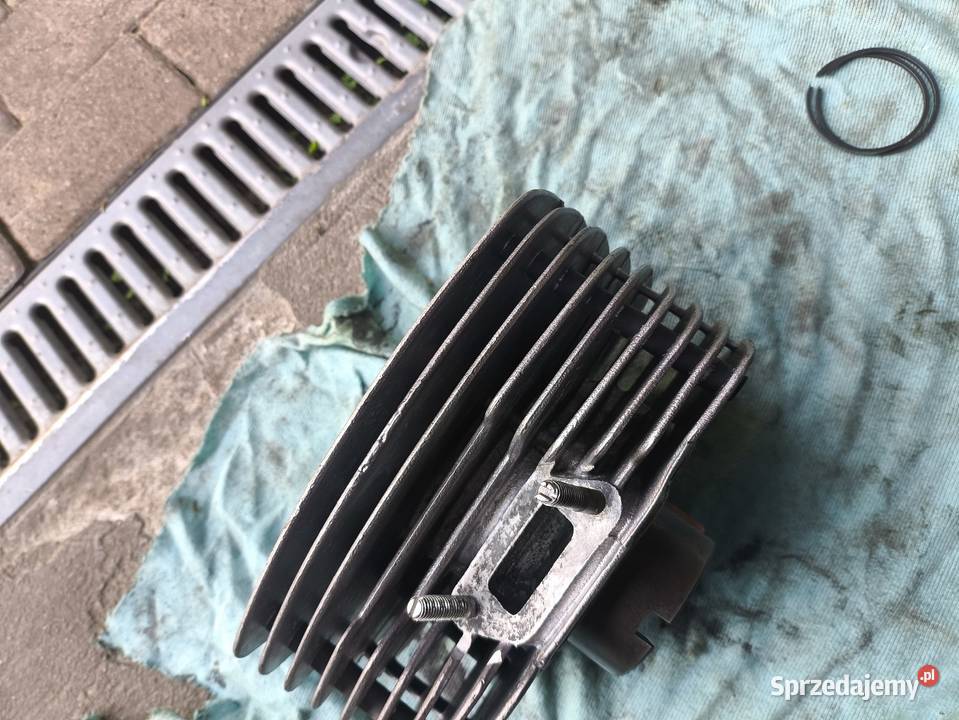 Wsk 175 kobuz cylinder tłok pierscienie Bełchatów sprzedam