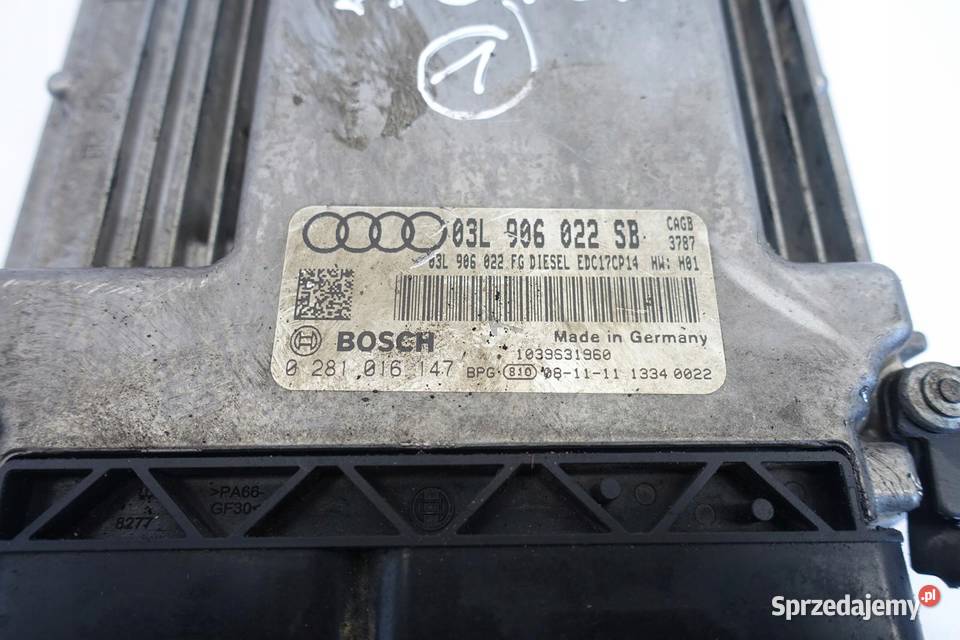 Audi A4 B8 20 TDI KOMPUTER SILNIKA sterownik