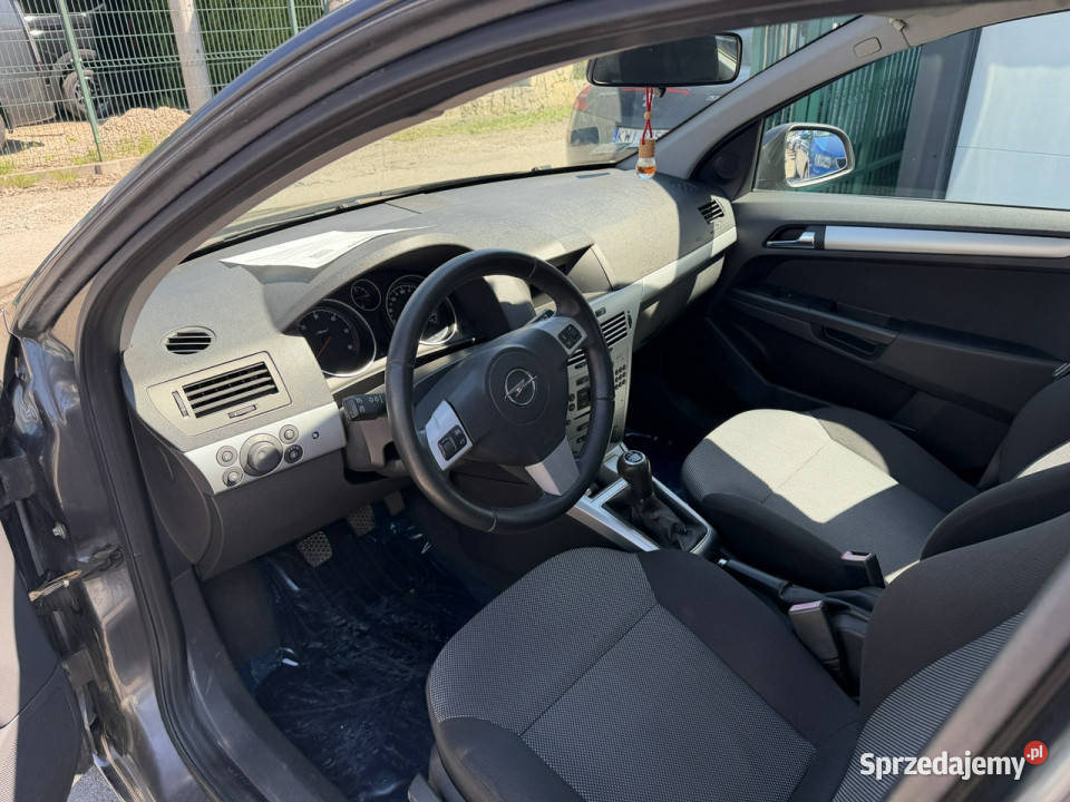 Opel Astra RatyZamiana Gwarancja 2010 bez rdzy Astra Gdów