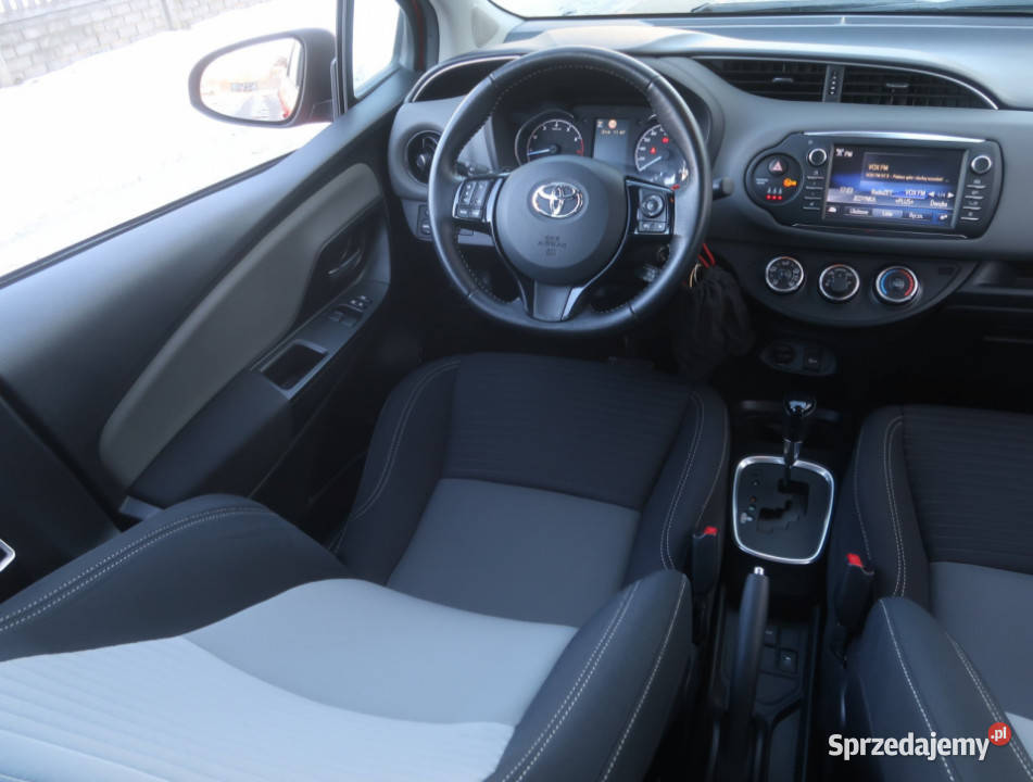 Toyota Yaris 15 Dual VVTi wielofunkcyjna kierownica łódzkie Łódź