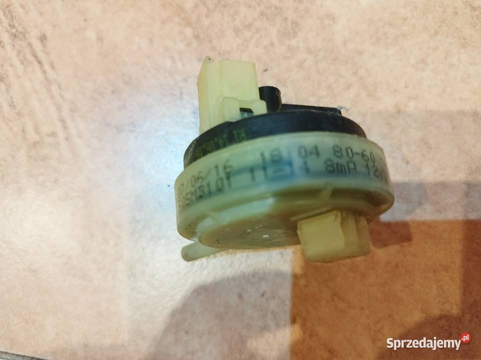 Elektrozawór zmywarki Indesit Ariston sprzedam