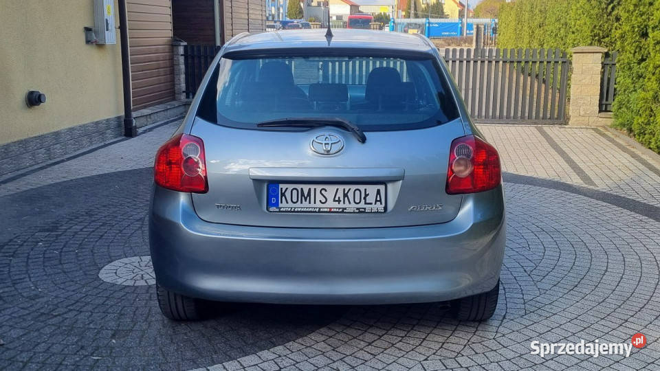 Toyota Auris LIFT 16 132 6 Bieg Climatron lakier metallic Płońsk