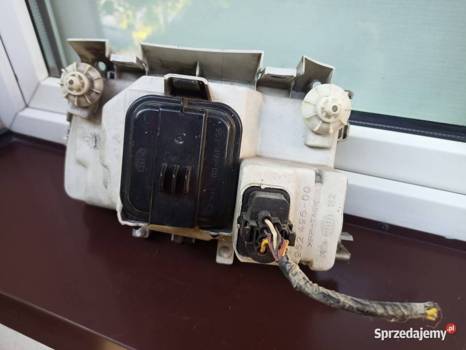 VW Polo III 3 6N lampa przednia prawa reflektor sprzedam