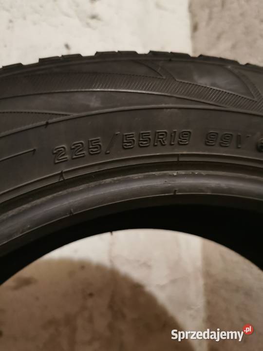 Opona zimowa Falken Eurowinter HS01 SUV 22555 Kołobrzeg sprzedam
