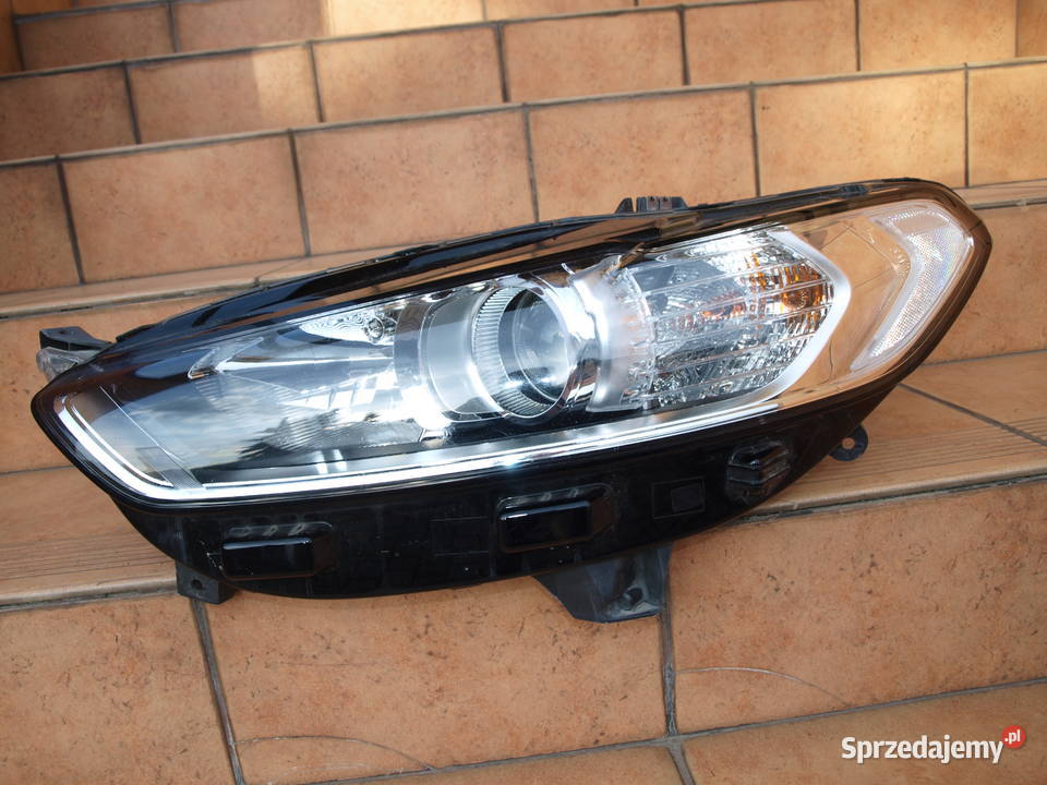 Ford Mondeo Mk5 lampa lewa przód zwykła europa Lampy przednie