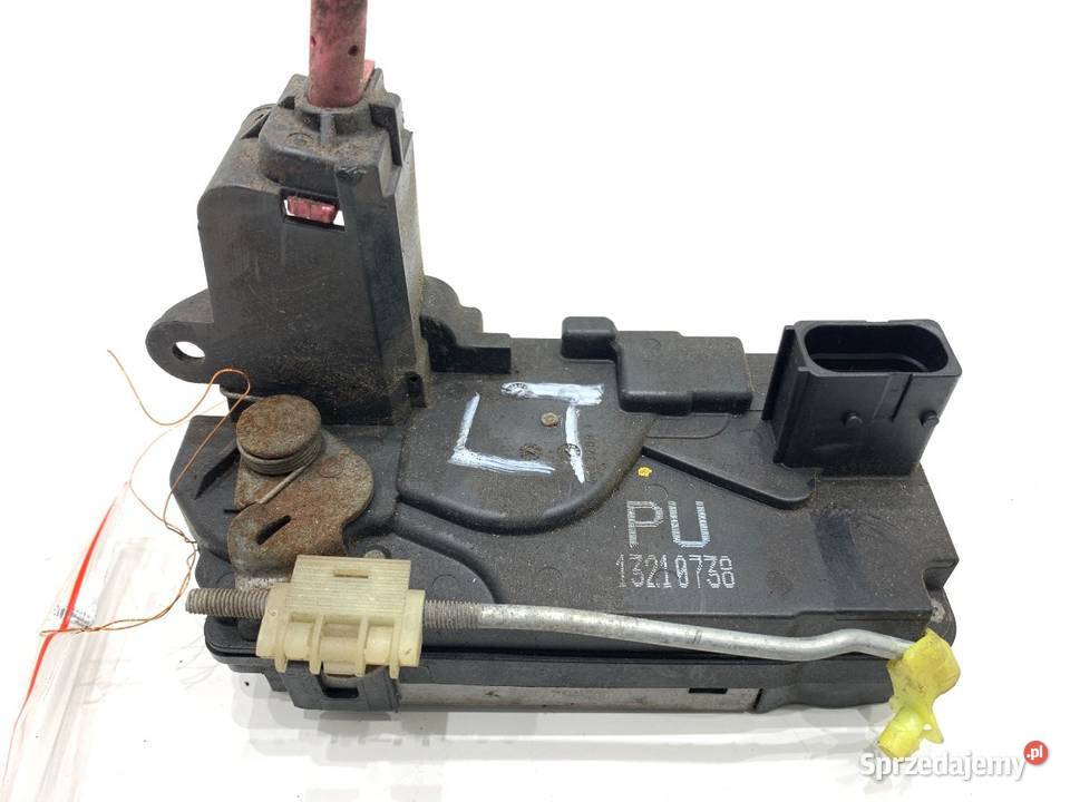 ZAMEK DRZWI LEWY TYŁ OPEL ASTRA H Kombi 13210738