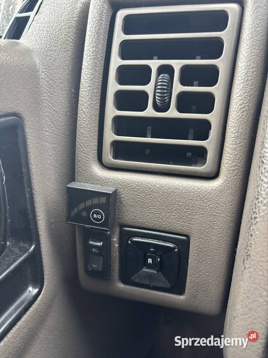 Jeep Grand Cheeroke ZJ 52 LPG napęd 4x4 Knurów