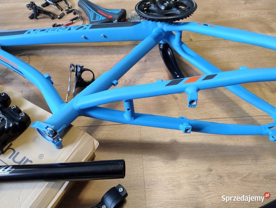 Rama pod koło 26 Warszawa