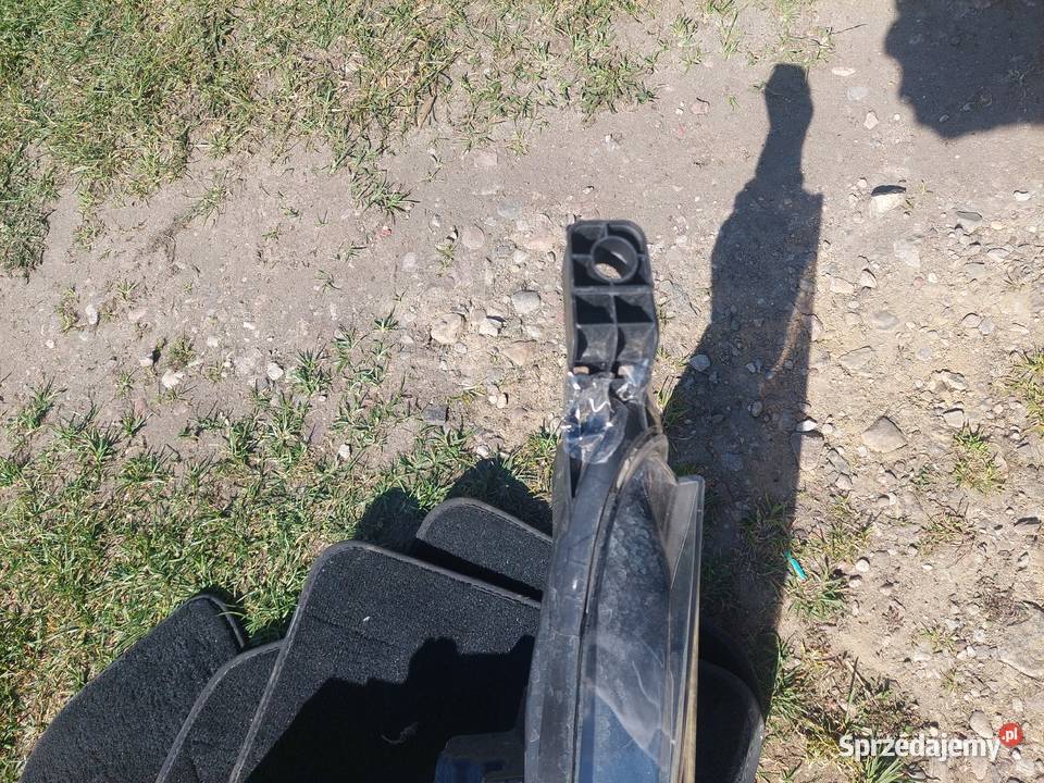 Nissan Nv300 lampa lewa przód led 260605887r Koszalin