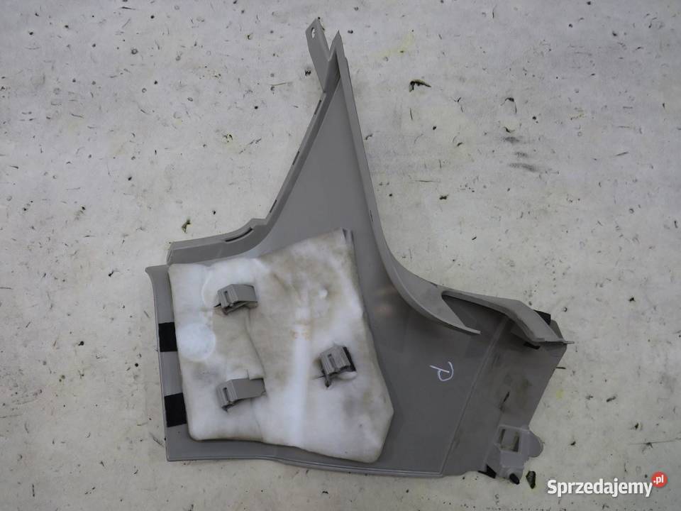 OSŁONA SŁUPKA PRAWY TYŁ AUDI Q5 8R sprzedam