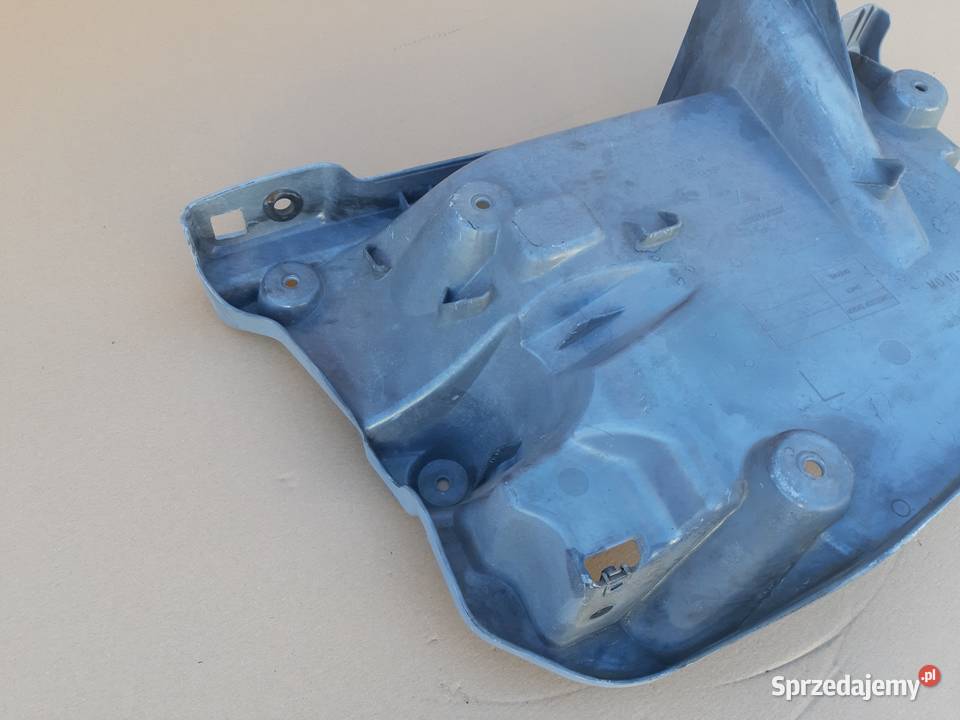 RENAULT GAMA T RANGE STOPNICA WNĘKA PRAWA Pozostałe Trzciel