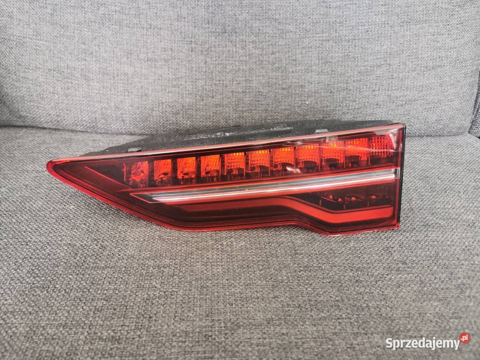 LAMPA PRAWY TYŁ TYLNIA JAGUAR IPACE J9D313A420CB lampy tylne Pielgrzymka