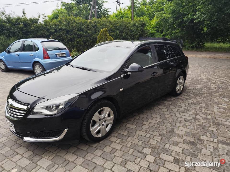 Opel Insignia 2013 kombi serwisowany w ASO Pabianice sprzedam