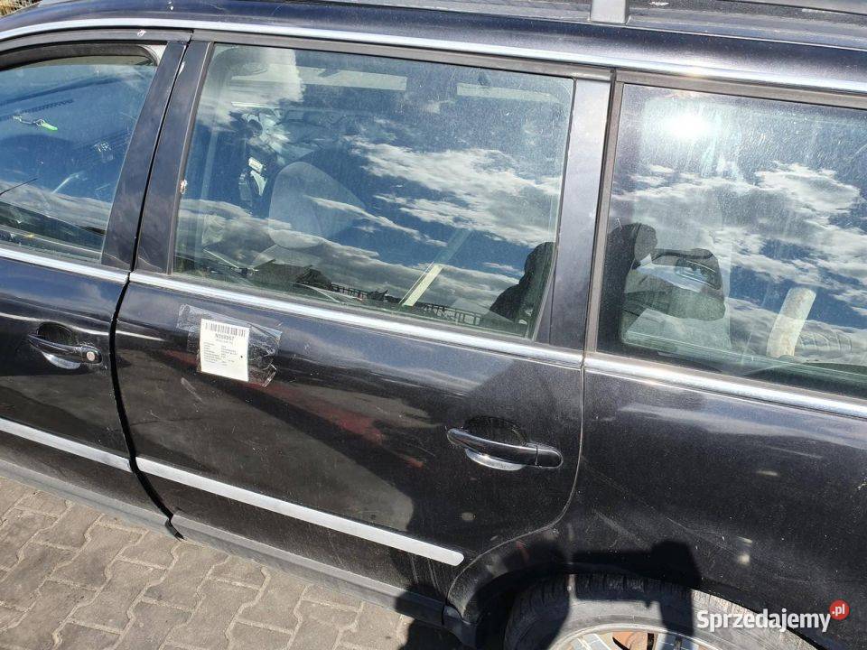DRZWI LEWE TYŁ VOLKSWAGEN PASSAT B5 LIFT LC9Z Pozostałe Lipno