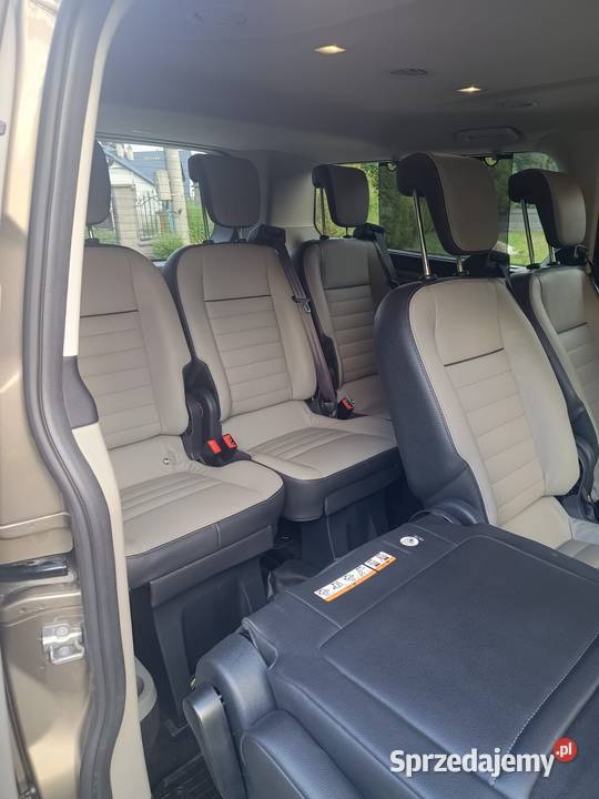 Ford Turneo Custom 20 TDCI L2 Titanium 170KM Skomielna Czarna