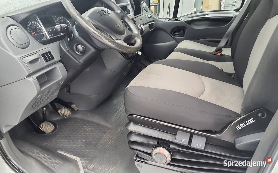 Iveco Daily 200 30150 EU4 Blaszak 2010r DMC EBS