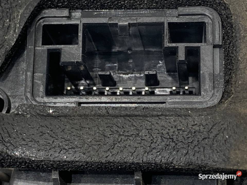 ZAMEK DRZWI PRAWY PRZÓD AUDI A8 D5 SedanLimuzyna