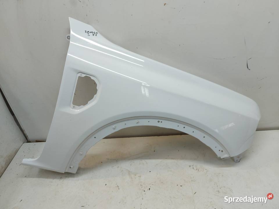 Ford Ranger VI 6 2024r błotnik prawy przód biały Karoseria sprzedam