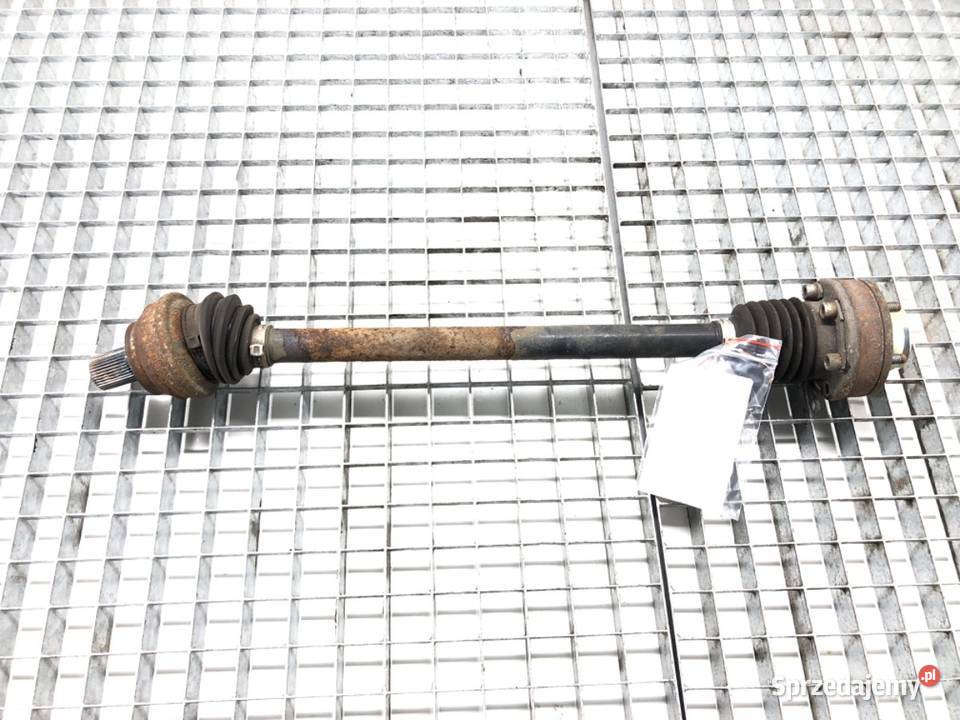 PÓŁOŚ LEWY TYŁ SKODA SUPERB III 20 280 Kombi Półosie