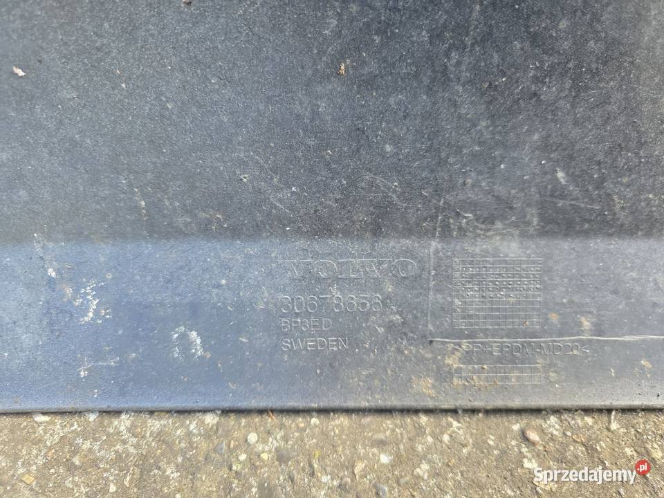 Dolna część zderzaka tylnego Volvo XC70 Wrocław sprzedam