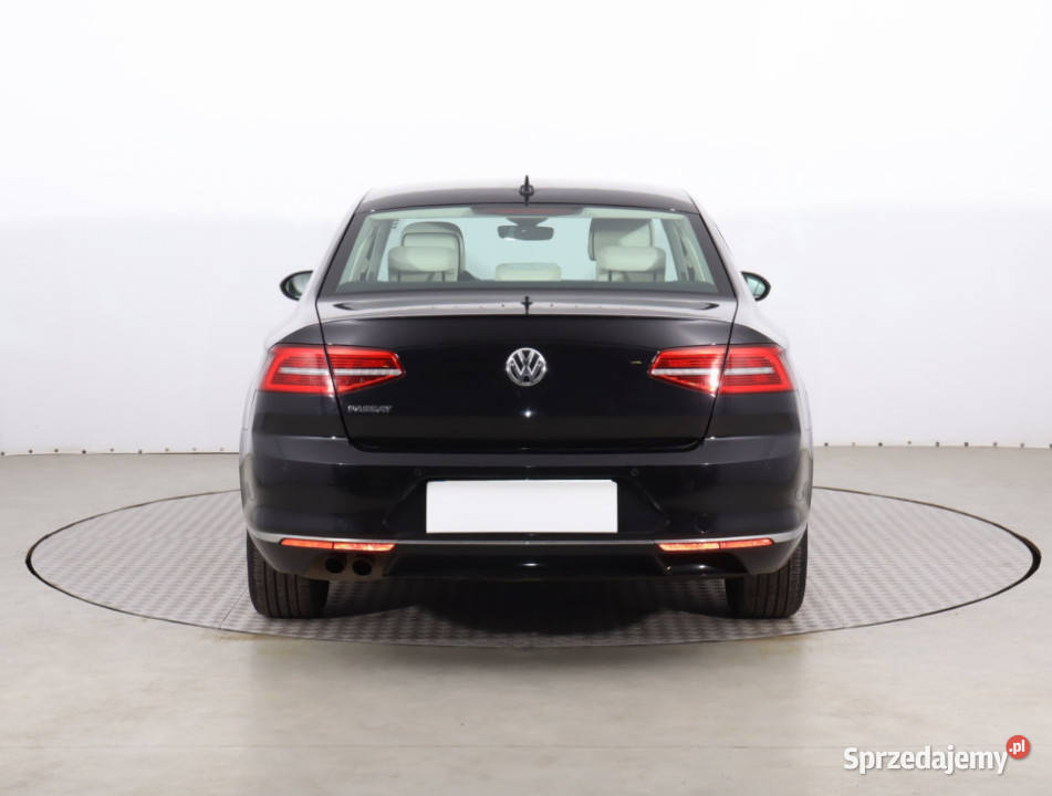 VW Passat 18 TSI nieuszkodzony mazowieckie sprzedam