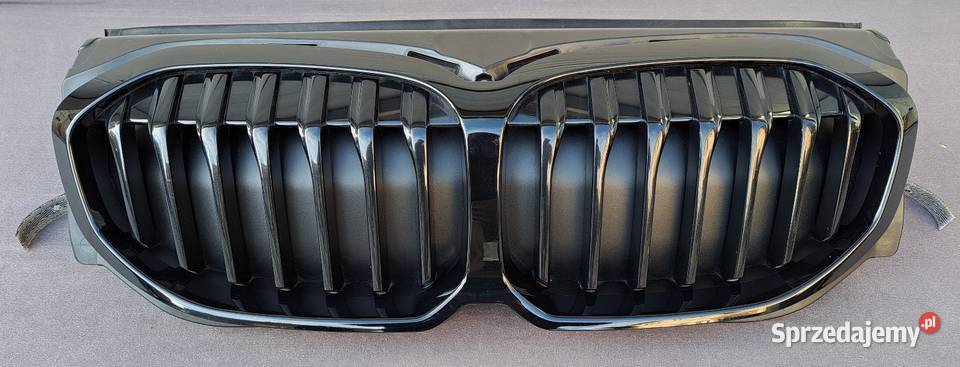 Grill atrapa kierownica powietrza BMW Seria 1 osobowe sprzedam