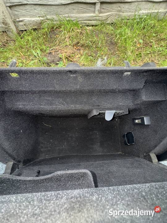 Schowek z Audi a5 8t 2015 Torzym sprzedam