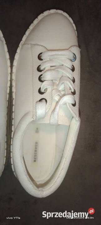 Sprzedam buty Sneakersy damskie firmy RESERVED Września