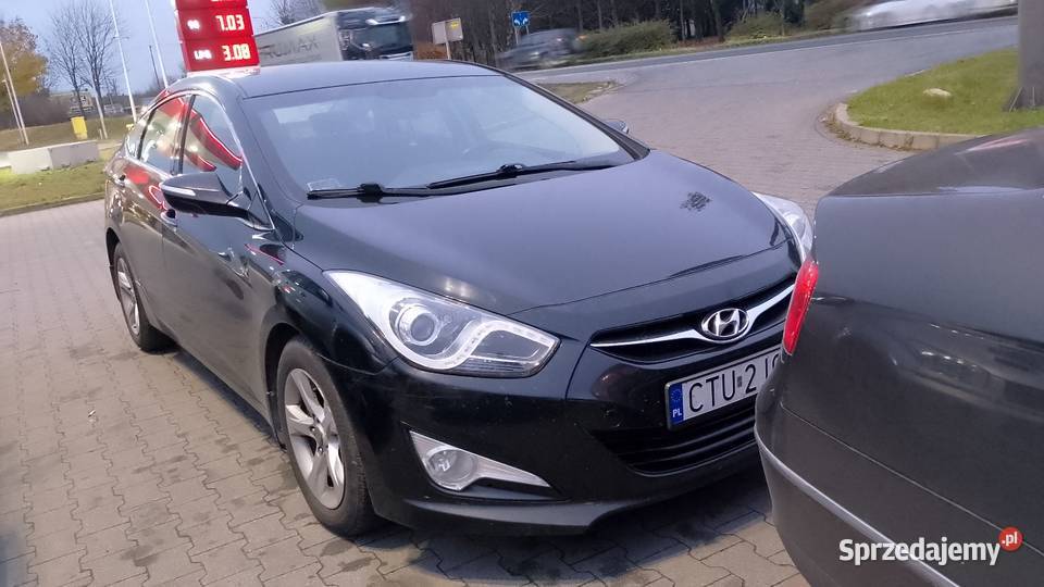 Hyundai i40 17 crdi sedan ładny nieuszkodzony Tuchola sprzedam