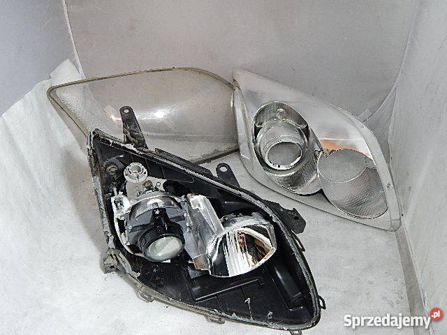 lampy Toyota Avensis T25 naprawa ksenon wielkopolskie sprzedam