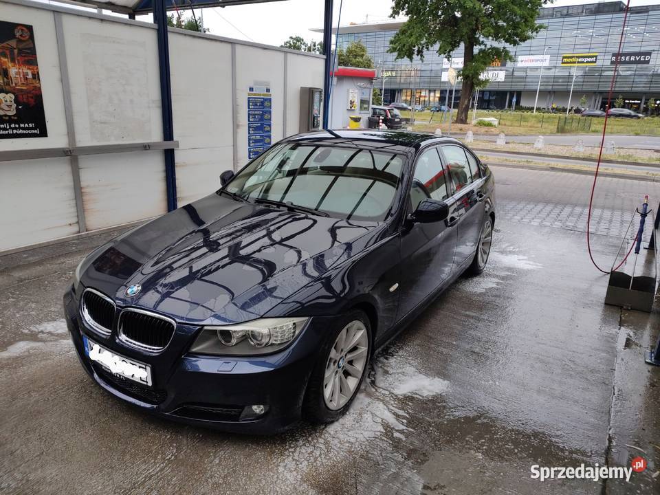 BMW E90 320i LCI 2009 Rok produkcji 2009 Seria 3