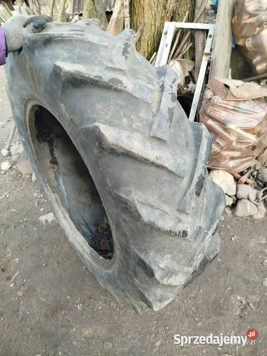 2 opony w stanie na tył ciągnik ursus C330 Gowarczów