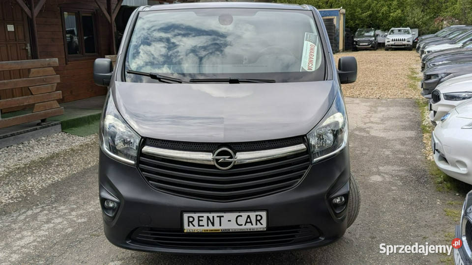 Opel Vivaro 16CDTi Long125BUS 3Osoby wielofunkcyjna kierownica