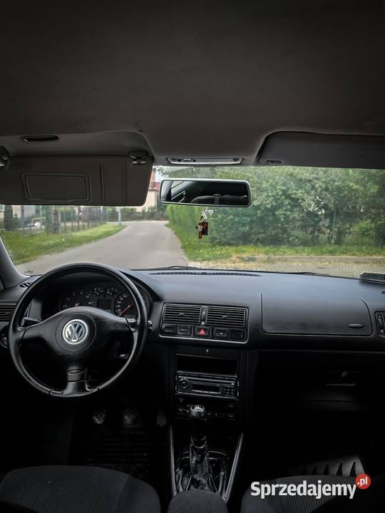VW GOLF IV 16 SR CLIMATRONIC JEDEN WŁAŚCICIEL nieuszkodzony Jarosław sprzedam
