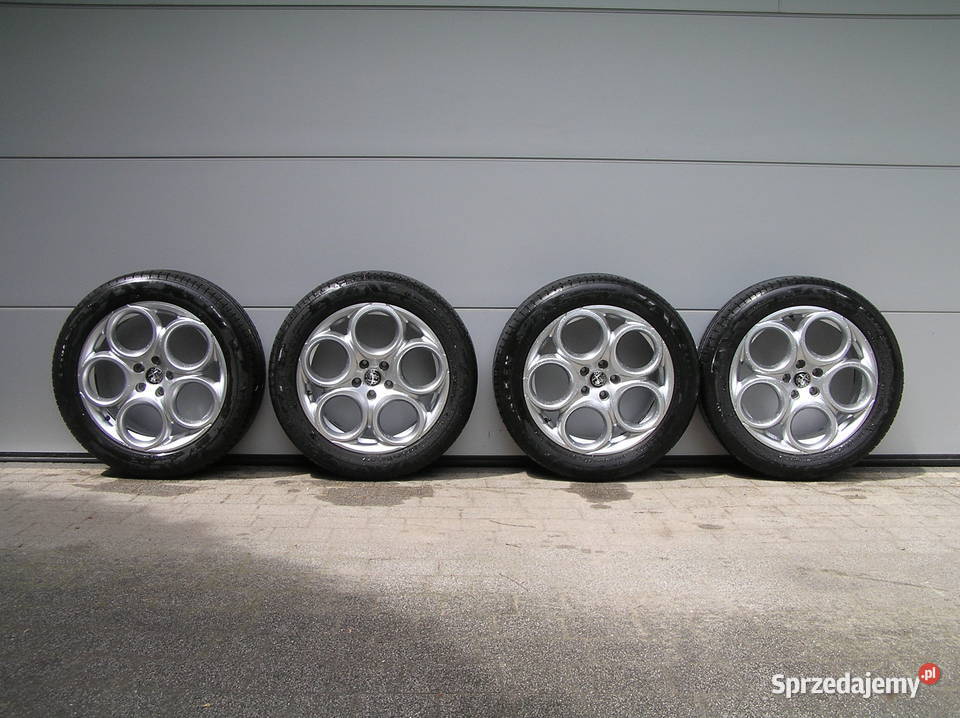 Alfa Romeo Tonalekoła kompletne alufelgi 18 Średnica 18" Motoryzacja Wrocław