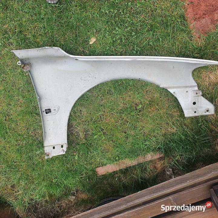 Błotnik lewy 42626 Volvo s60 v70 II 00 srebrny Kraków