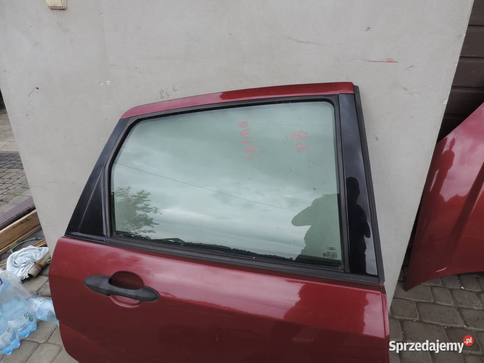 FORD FOCUS MK1 SEDAN DRZWI PRAWY TYŁ KOLOR P8 Nowy Sącz sprzedam