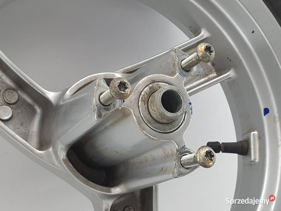 FELGA PRZOD KOLO PRZEDNIE OPONA 1207012 PEUGEOT aluminiowe