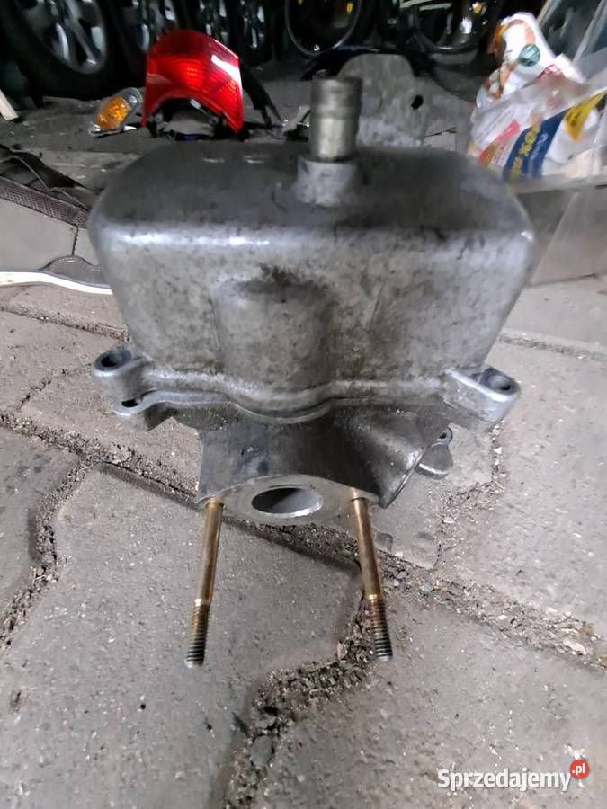 Głowica z zaworami I pokrywą kymco grand dink Rybnik