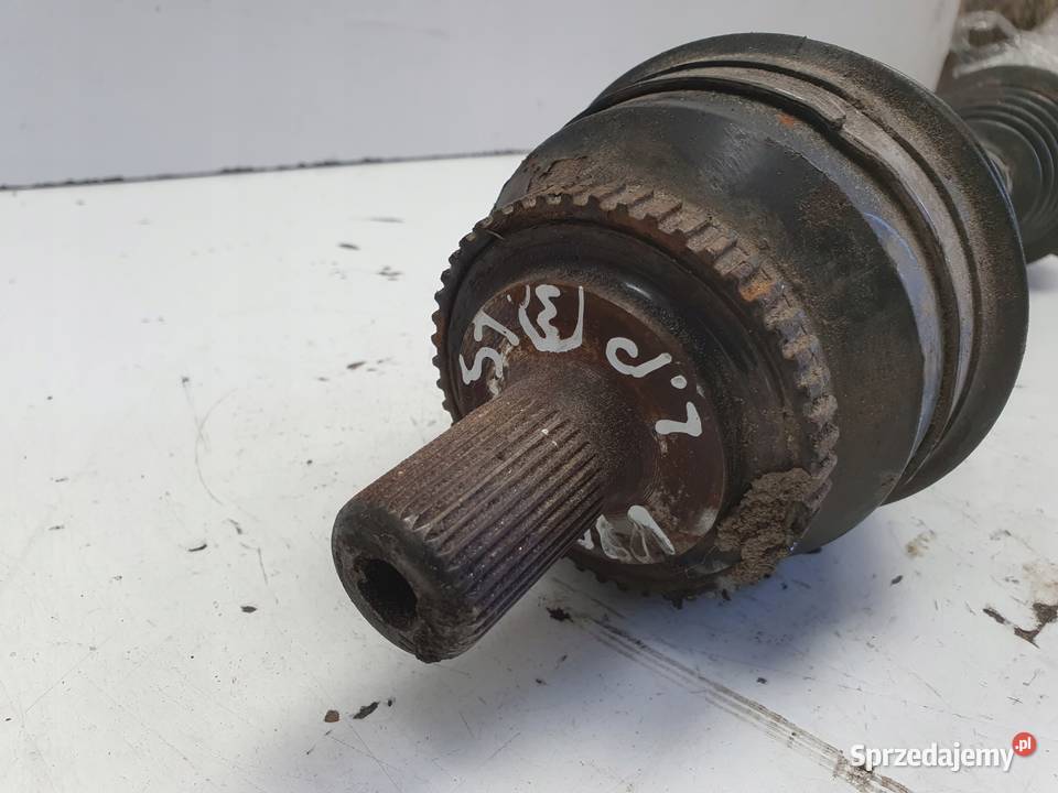 PÓŁOŚ Volvo V70 II S60 25 T turbo LEWA PRZEDNIA Chełm