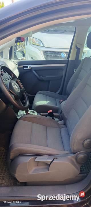 Volkswagen Touran 7 osobowy Wołów