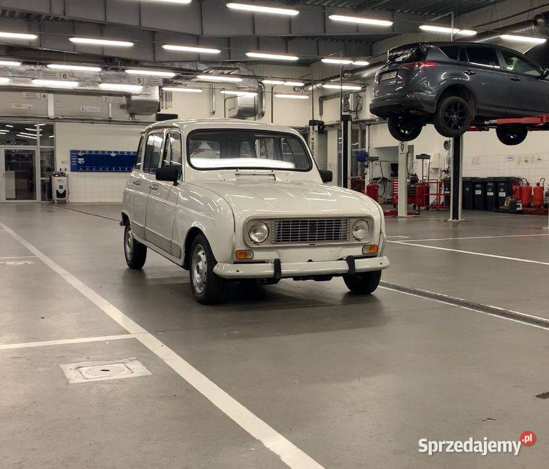 Renault R4 GTL 11 idealna do dokończenia pali Poznań