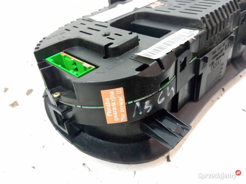 LICZNIK 8Z0920900T 14 D 102 Audi A2 I 19992005