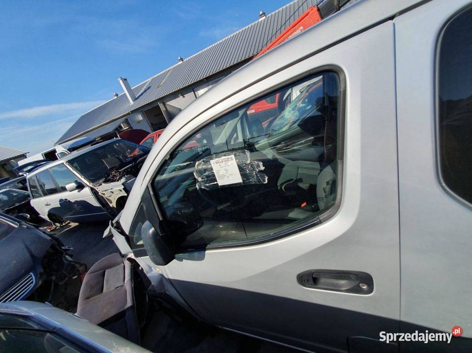 DRZWI LEWE PRZÓD NISSAN NV 200 KL0 Lipno