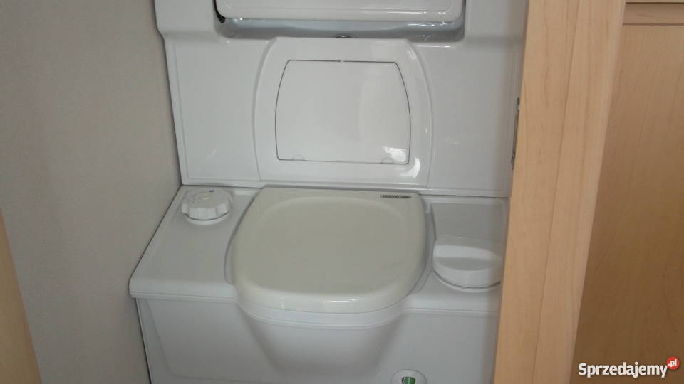 Przyczepa KEMPINGOWA Beyerland Delta DMC 1100 Rok produkcji 2003 Krotoszyn