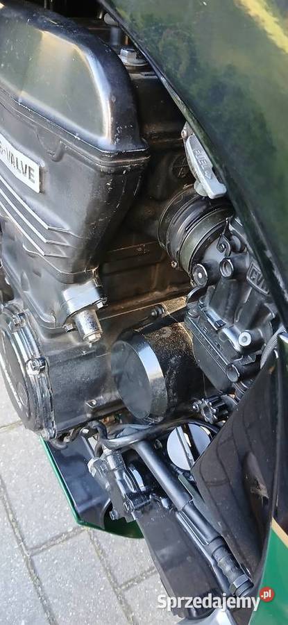 Sprzedam Kawasaki GPZ 900R Ninja z rocznika 1988 sprzedam