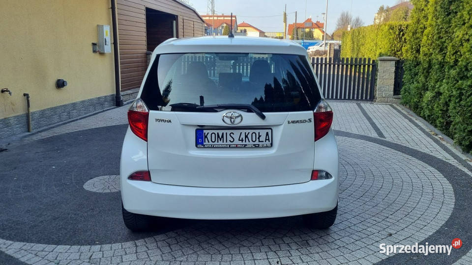 Toyota Verso S Kamera Cofania 6 Bieg 13 99 kurtyny powietrzne