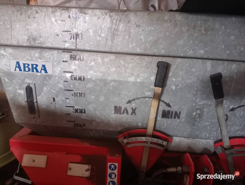 Rozsiewacz do nawozu Rozsiewacze nawozów Golina-Kolonia