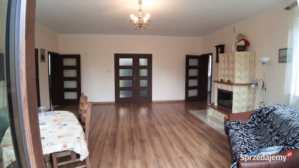 Dom z 2012r na działce 177 ha asfalt świętokrzyskie Pierzchnianka