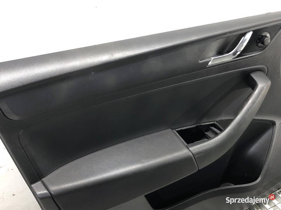 BOCZEK DRZWI LEWY PRZÓD SKODA RAPID Kombi podkarpackie